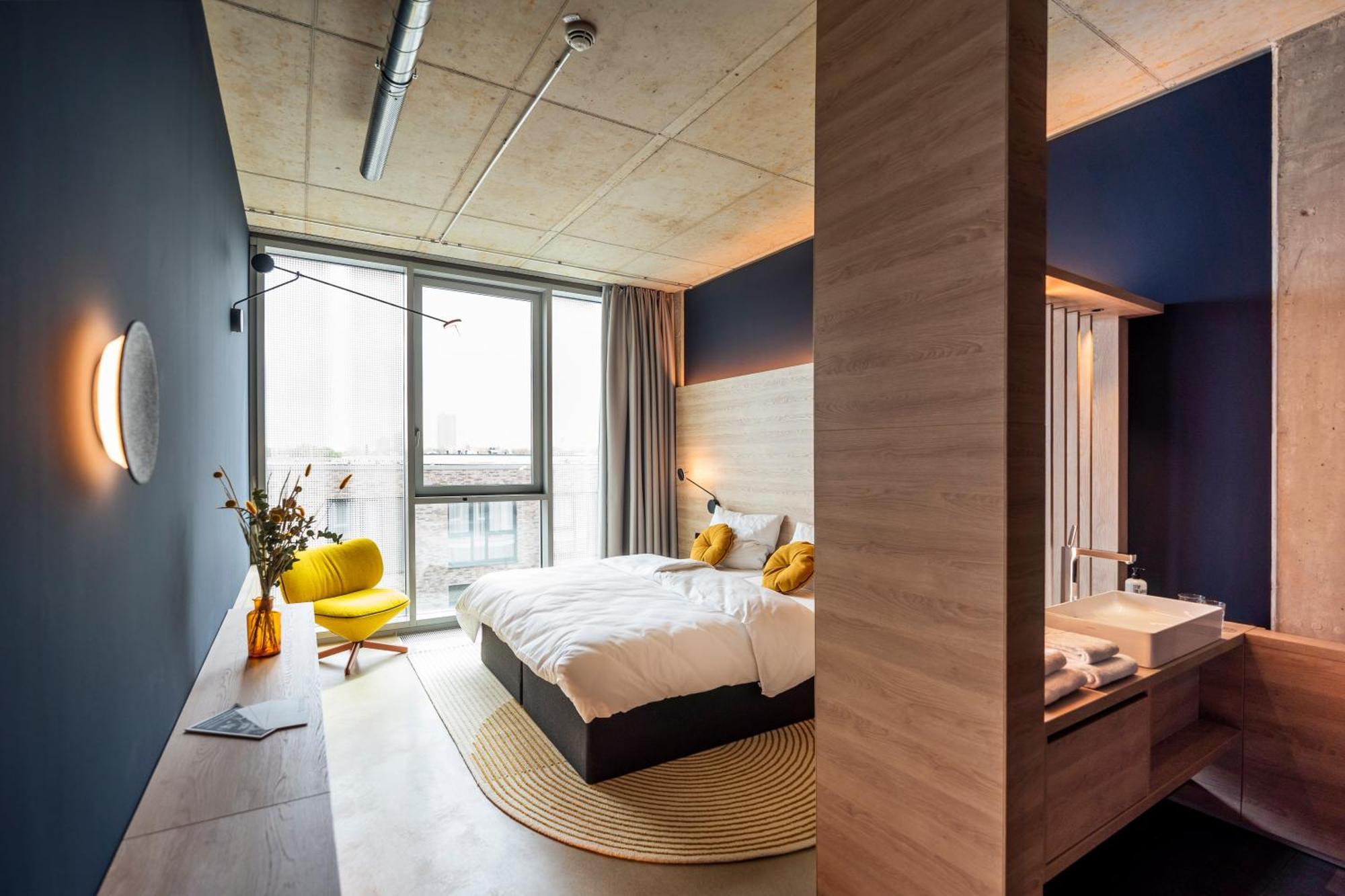 Theclouth 3* Keulen